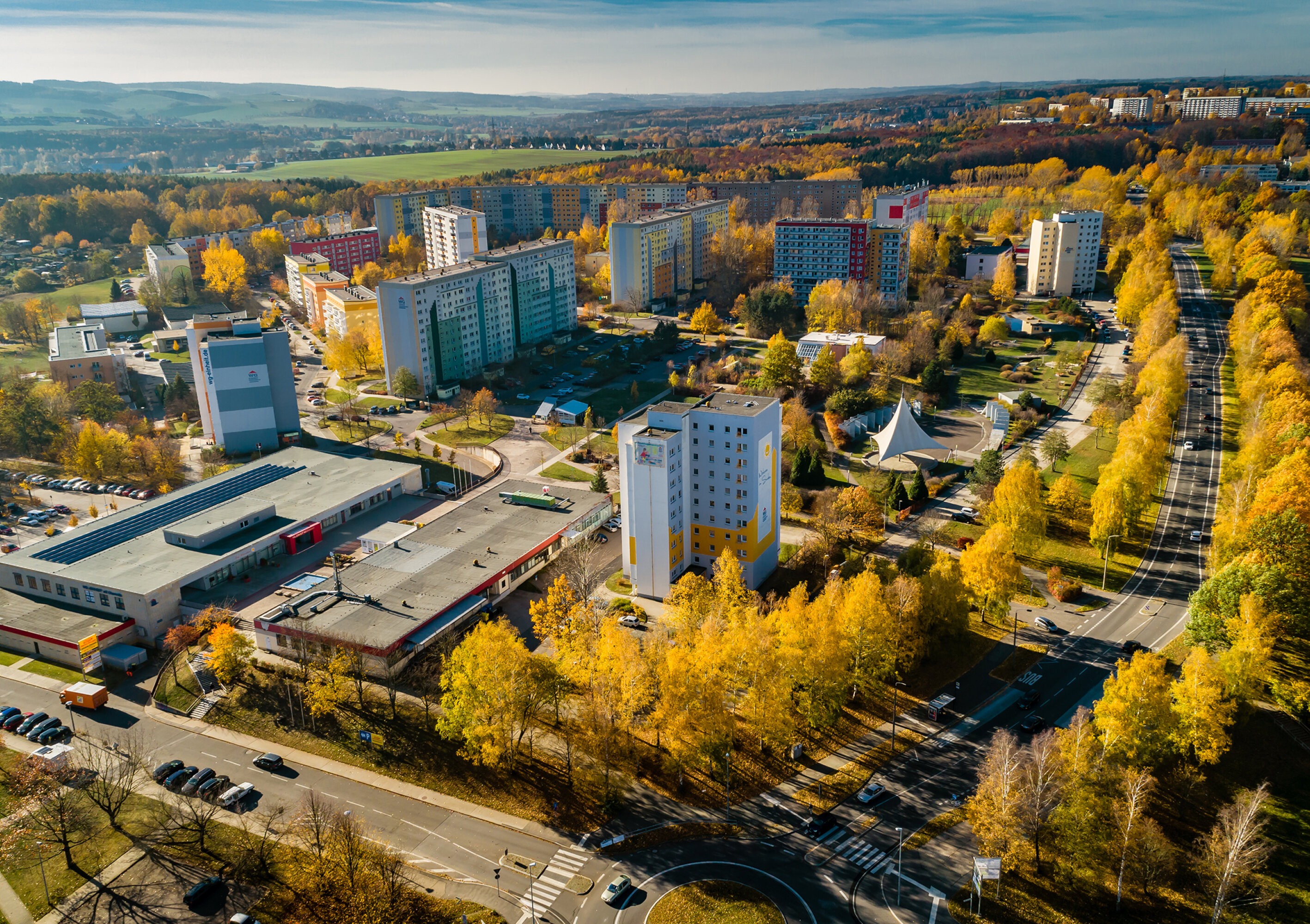 Das heutige Markersdorf-Süd. Mit der Markersdorfer Oase wurde ein attraktiver Stadtteilpark geschaffen.
