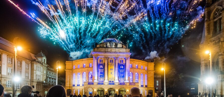 Ein Feuerwerk und ein Chor mit "Ode an die Freude" beschlossen den Abend.