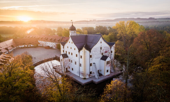 Wasserschloß Klaffenbach von oben 