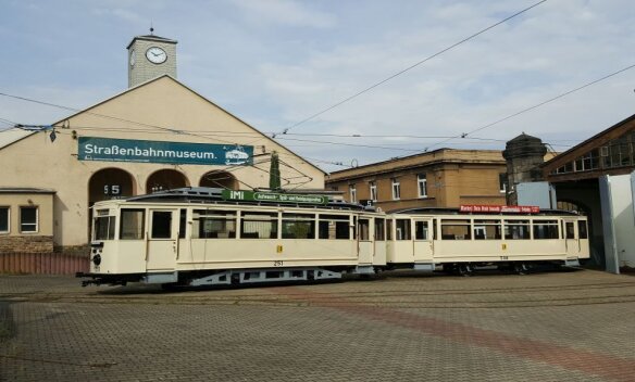 Historic railcar 251 and historic sidecar 598 of the Chemnitz narrow-gauge tramway