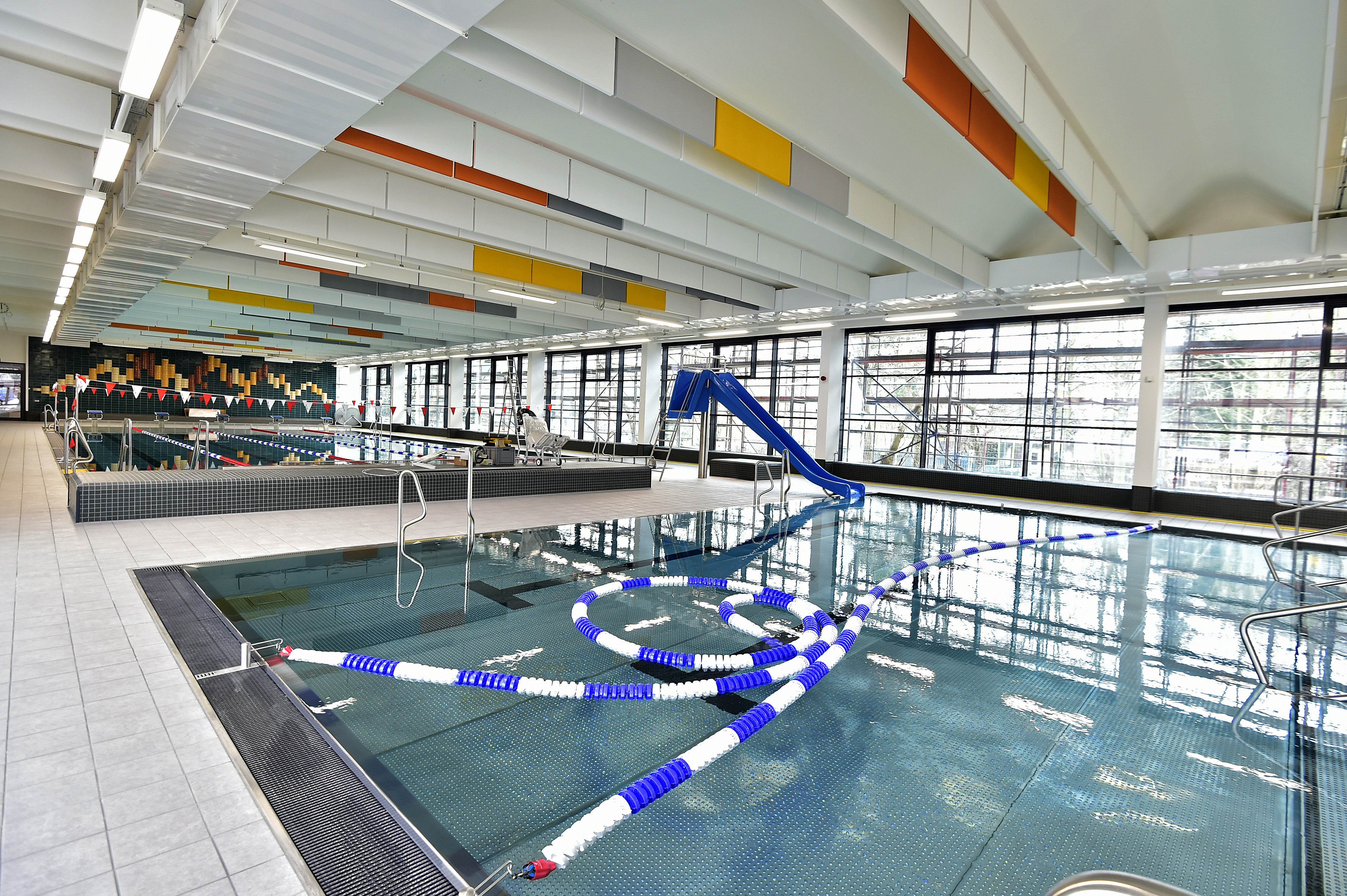 Schwimmhalle Gablenz