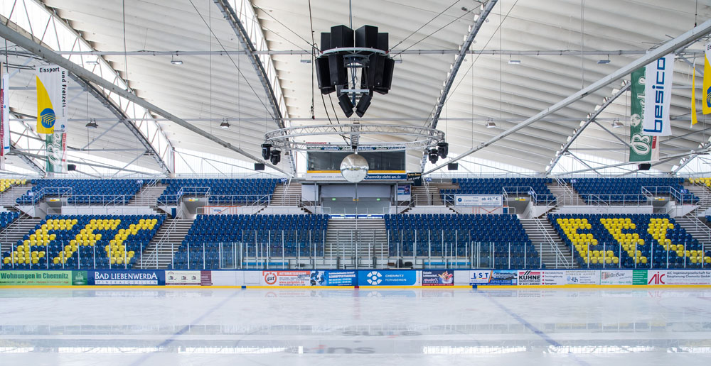 Eissporthalle Innenansicht