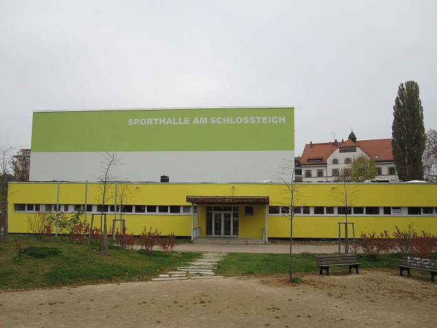 Sporthalle am Schloßteich