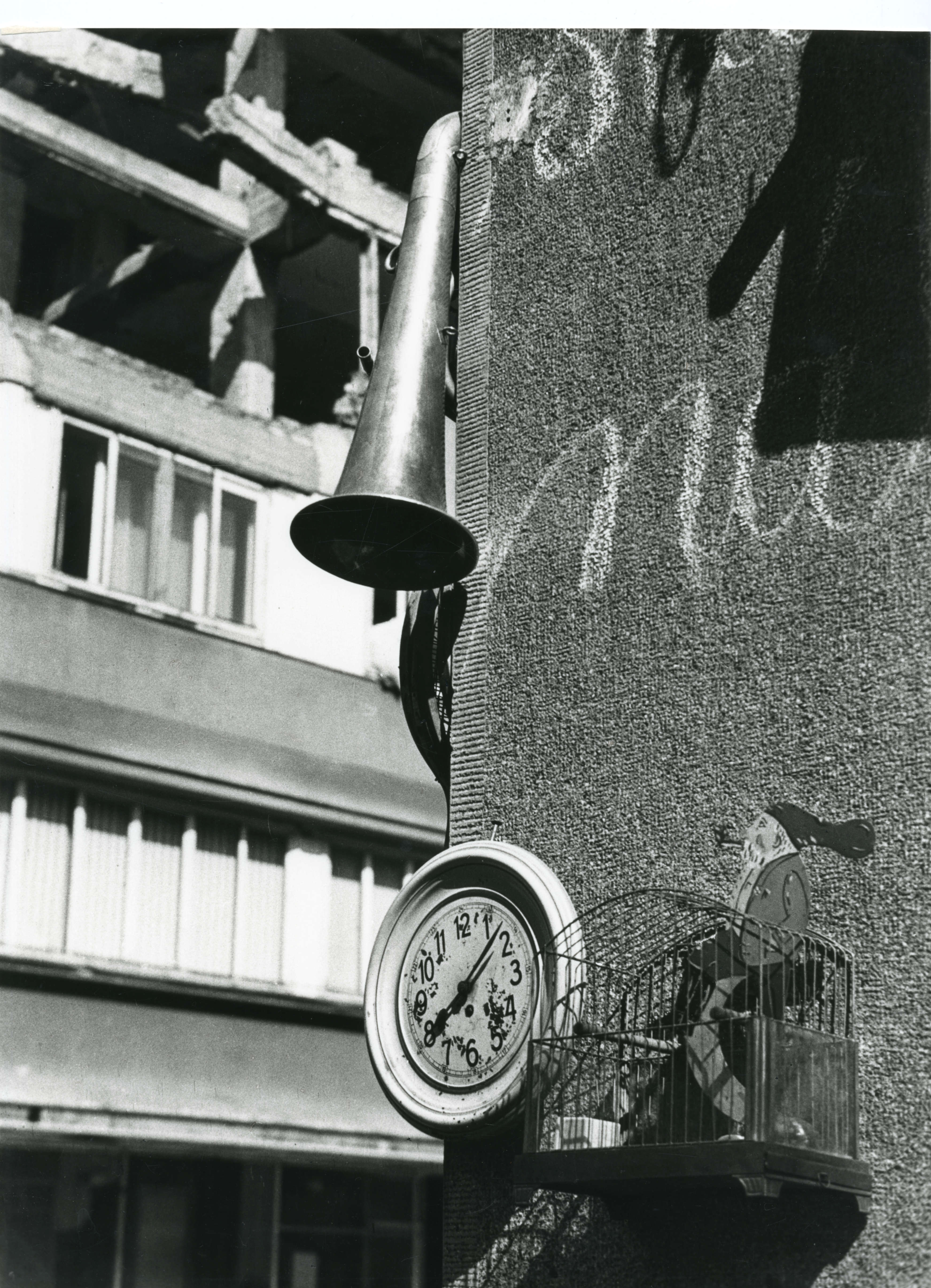 Vilém Reichmann Bombardón (from the cycle Wounded City) / Bombardón (z cyklu Raněné město), 1946 Silver gelatin print on baryta paper, 40 × 29.5 cm Moravian Gallery, Brno / Moravská galerie v Brně