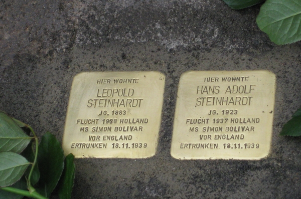 Stolpersteine Familie Steinhardt