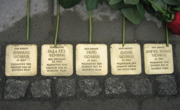 Stolpersteine Familie Nachmann