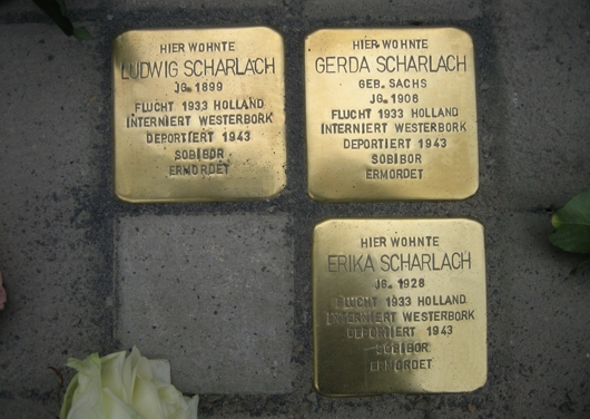 Stolpersteine Familie Scharlach