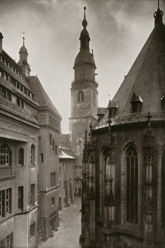 Jakobikirche und Hoher Turm, um 1920