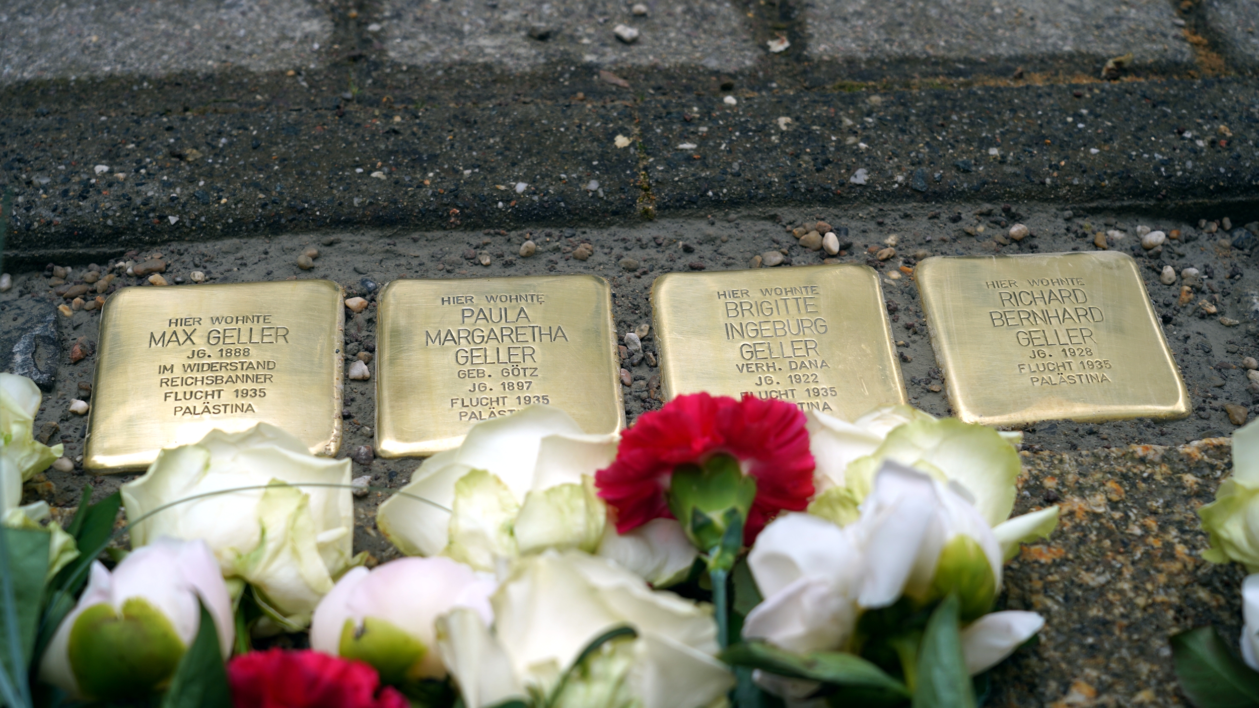 Stolpersteine für Max, Miriam Paula Margarete, Bracha Brigitte Ingeborg und Baruch Bernard Richard Geller