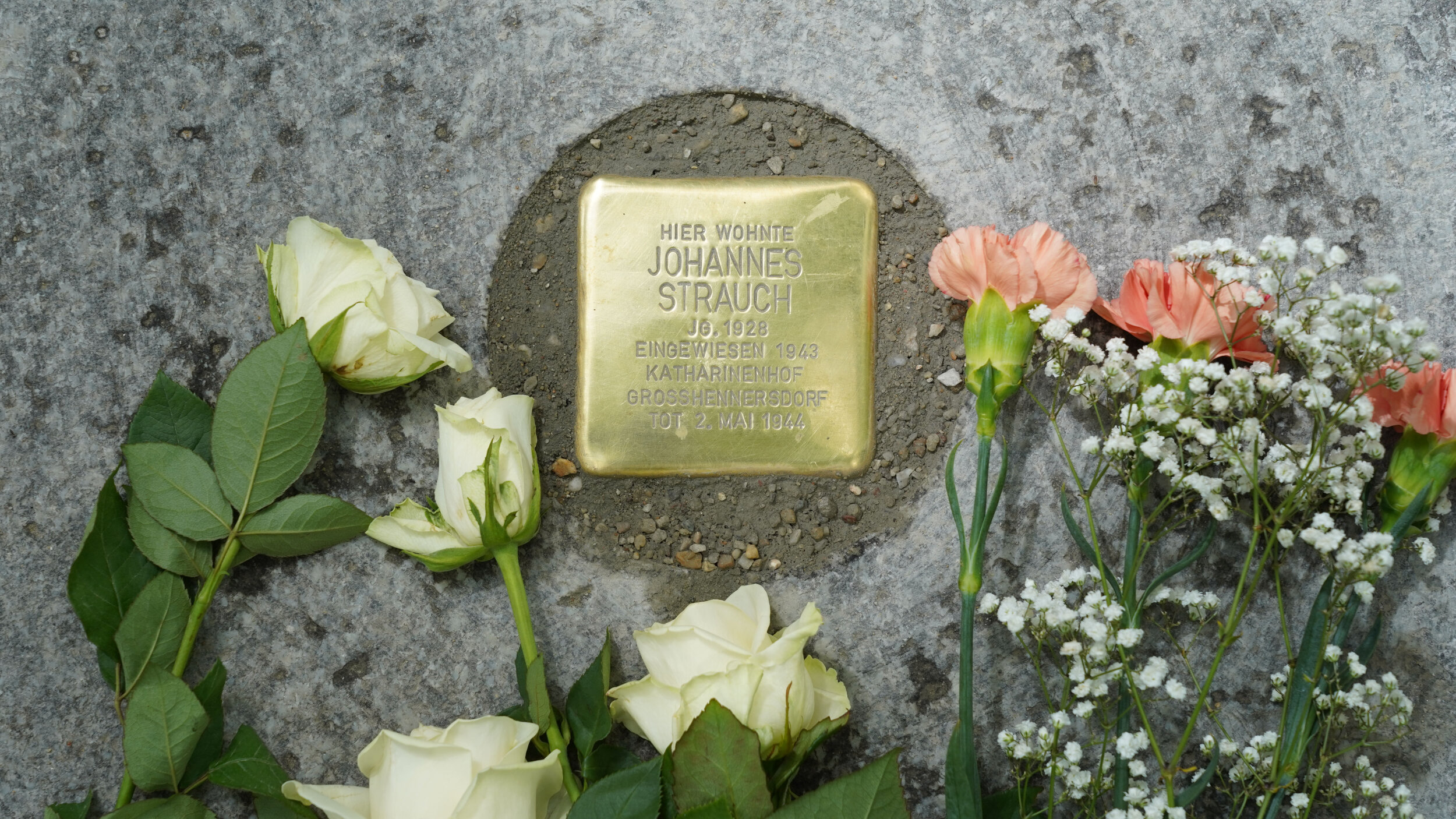 Stolperstein jür Johannes Strauch