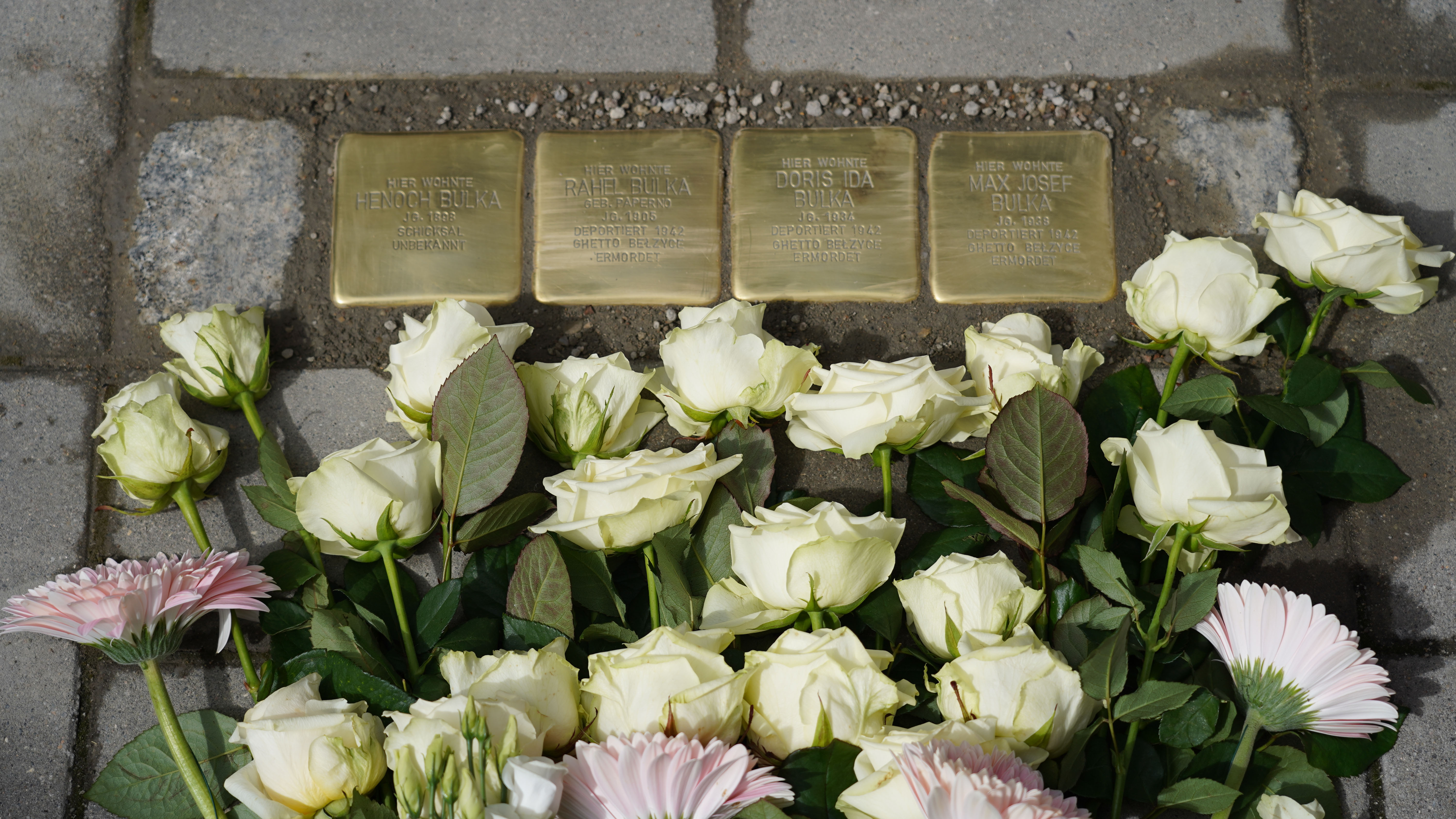 Stolperstein für Familie Bulka