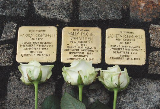 Stolpersteine für Markus, Jacheta und Mally Rosenfeld