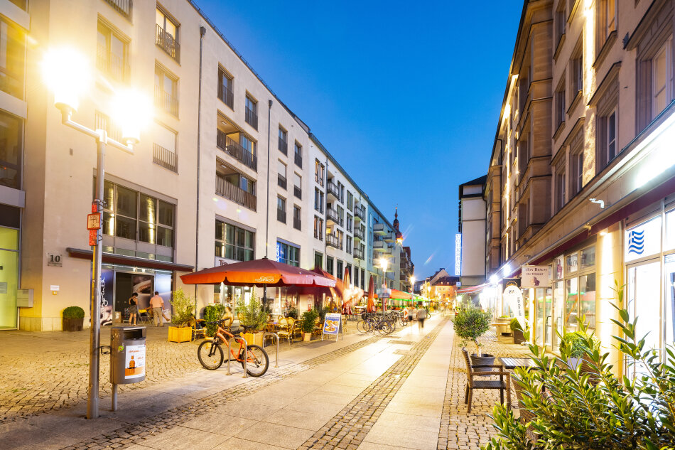 Blick in die abendliche Innere Klosterstraße
