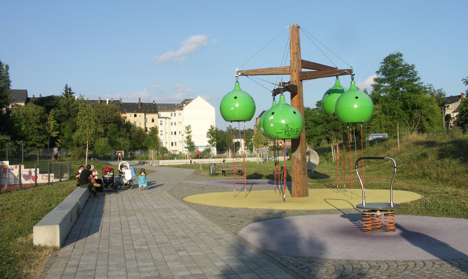 Spielplatz "Bunte Gärten" am Sonnenberg 