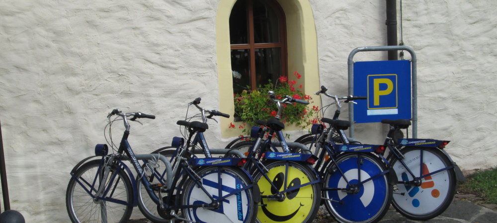 Das Projekt "Chemnitzer Stadtfahrrad" bietet die Möglichkeit sich an verschiedenen Standorten Räder auszuleihen.