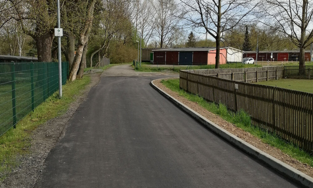 Die Hans-Ziegler-Straße wurde auf einer Länge von ca. 500 Metern instandgesetzt